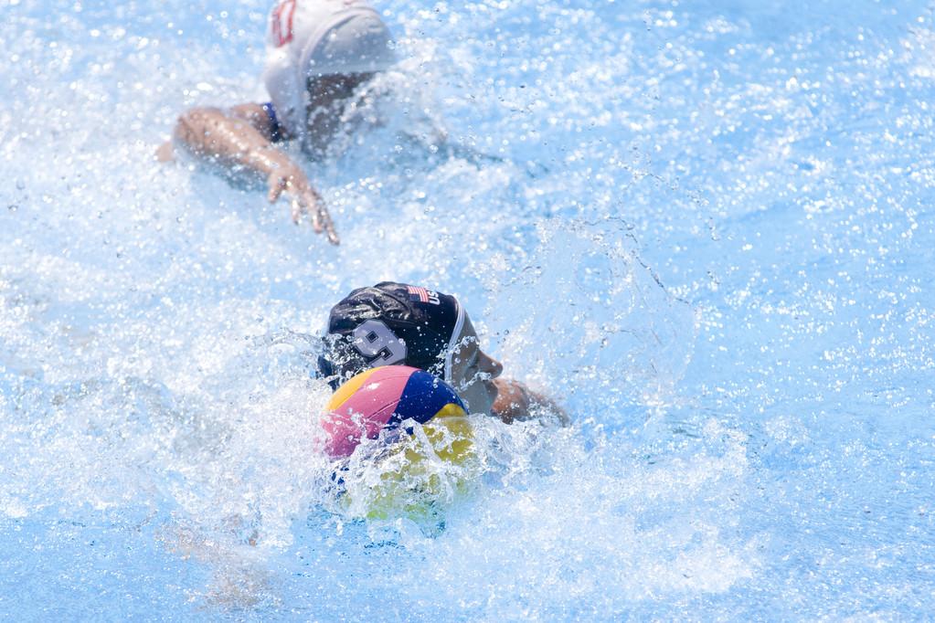 游泳美国vs中国比赛